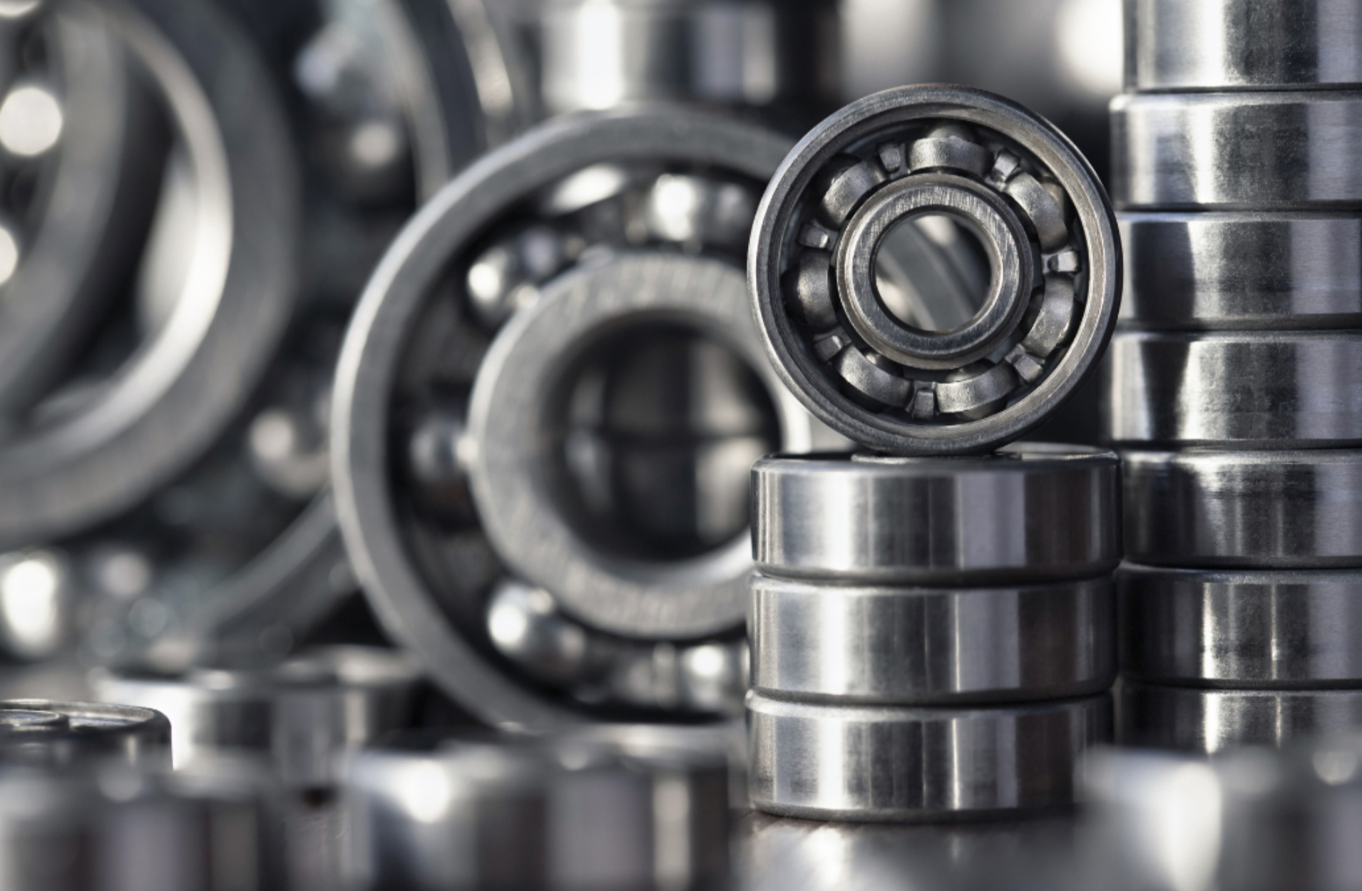 Csapágy,csapágyak,kúpgörgős csapágyak,csapágyházak,y csapágy