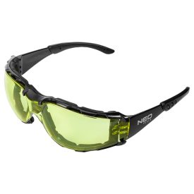NEO TOOLS gtx-97-521 – Védőszemüveg, polifoam porvédő peremmel, sárga lencsékkel, F osztályú ellenállósági osztályú