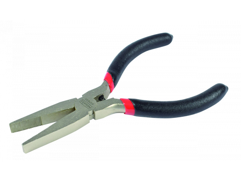 MN-20-505 Műszerész lapos fogó 130 mm  koe-02958